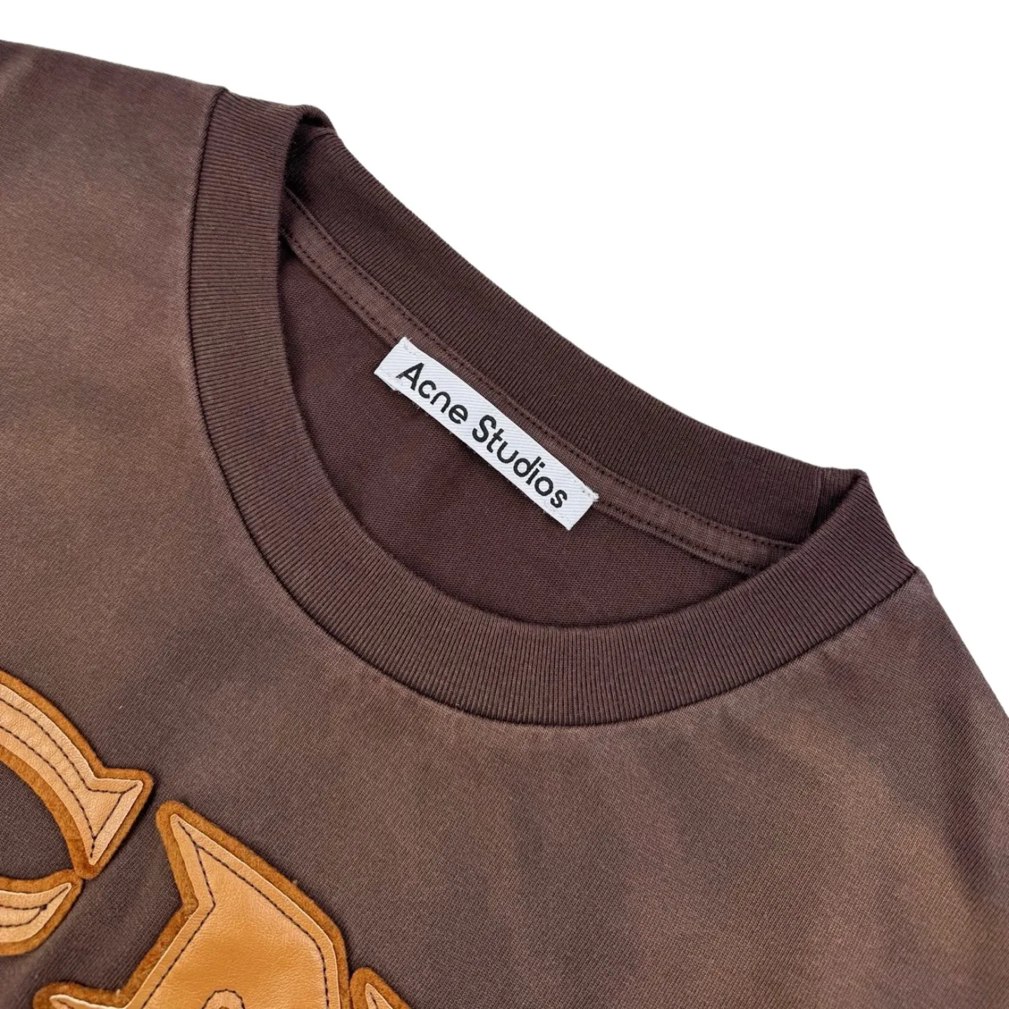 Acne Studios （Brown） 4,100 ， ' ACNE GYM Brown For Everyone Retro ， ACNE GYM ， ， ， 。 Size:S-M-L-XL